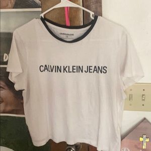 Cute regular T-shirt👀😽